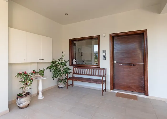 Xenia Serenity Апартаменты *